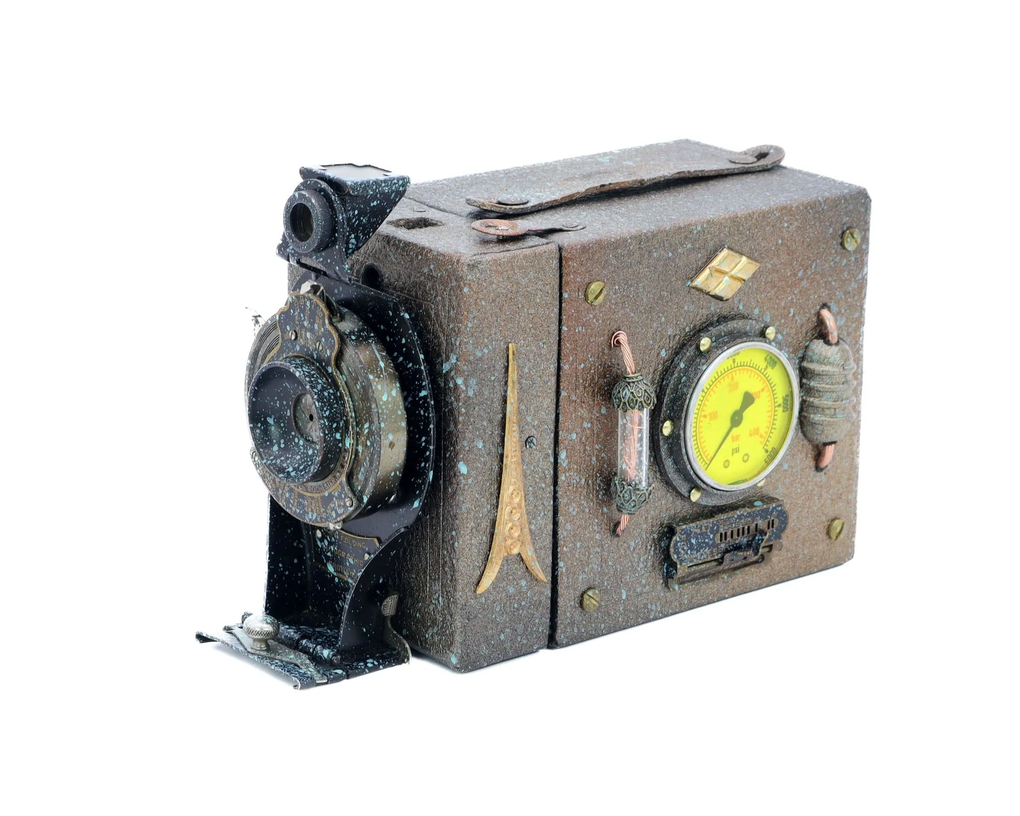 The Lost Treasure - Steampunk Bluetooth Speaker, Kodak Box Camera, Gifts for Geeks, Electronic Audio gadget, signed & numbered artwork