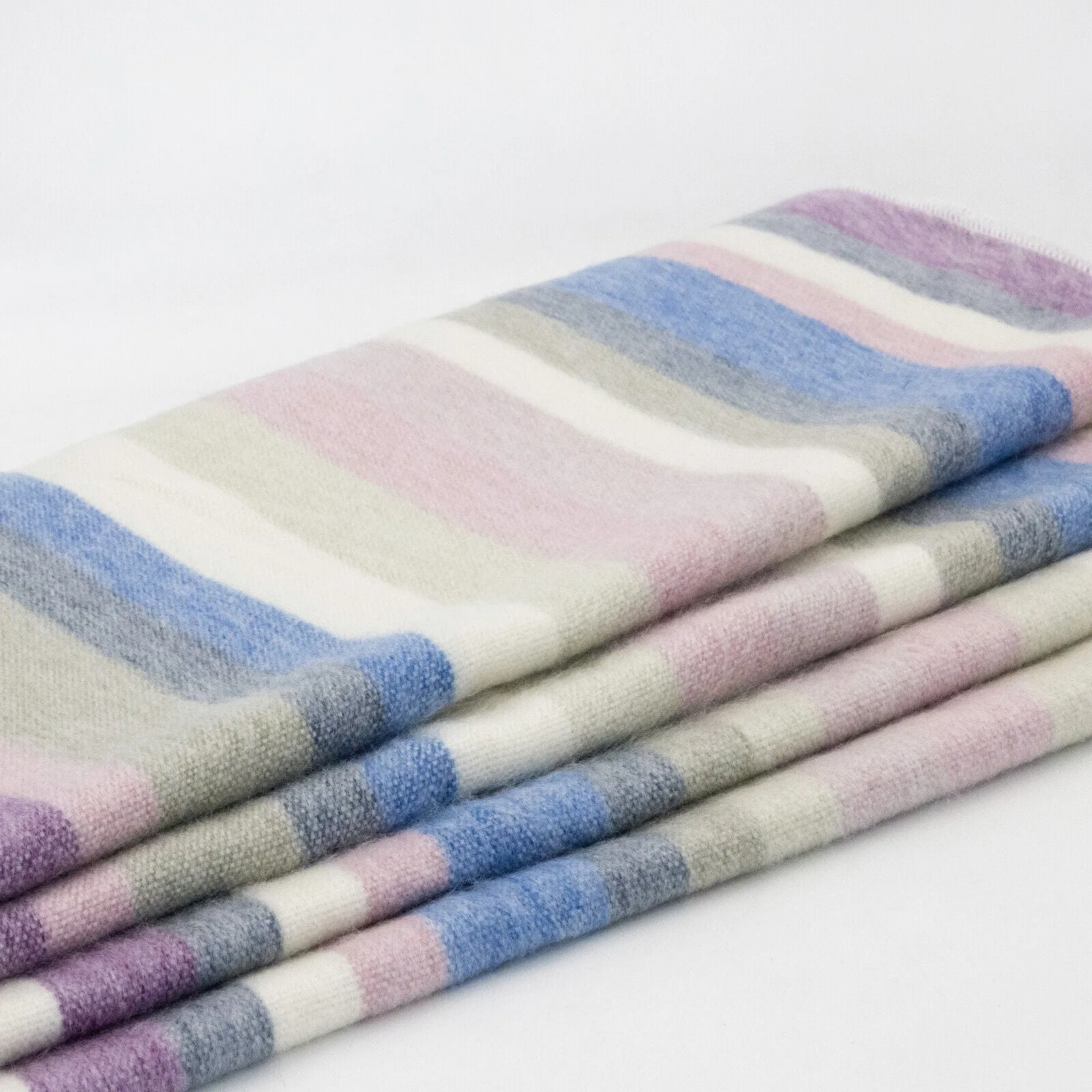 Yunga - Queen-Sized Baby Alpaca Wool Throw Blanket/Sofa Cover - 95 x 65 in - Pastel Dreams - Soft Pink/Blue/Purple Hues